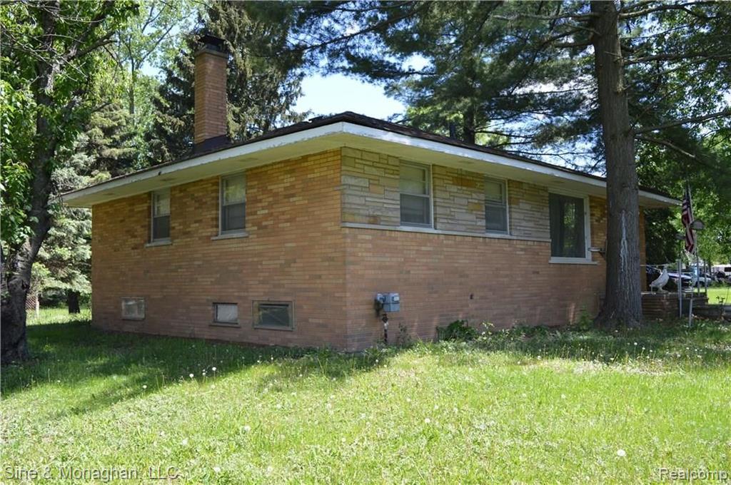 42230 Little Road Clinton Township, MI 48036 - Photo 2 of 11