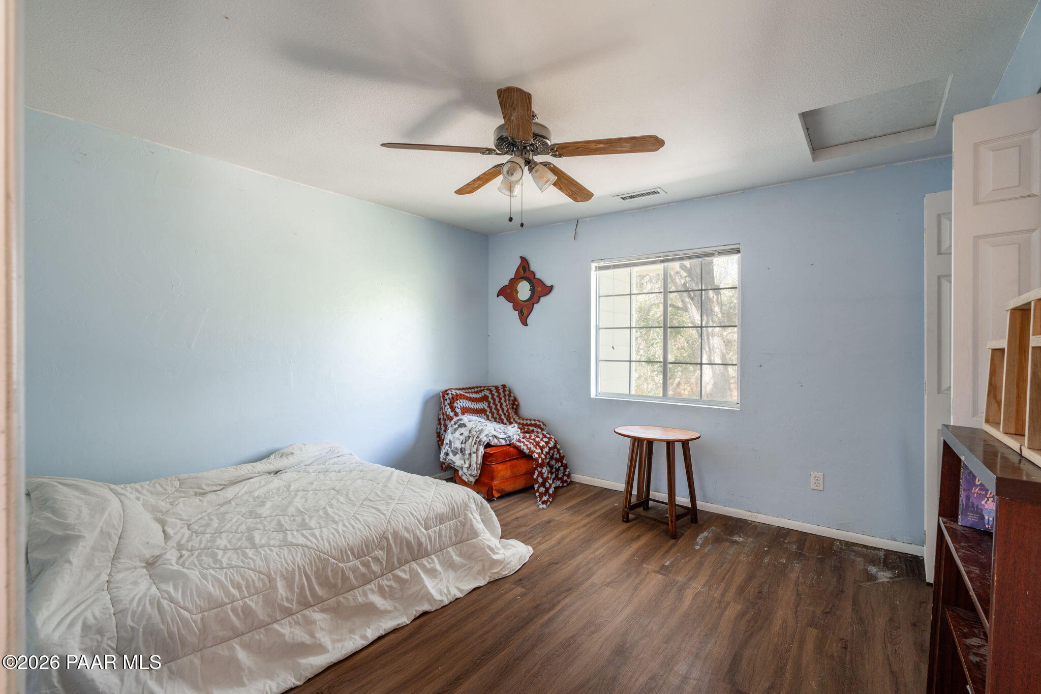 1710 Grandview Road Prescott, AZ 86305 - Photo 19 of 47 a bedroom with a bed and a window