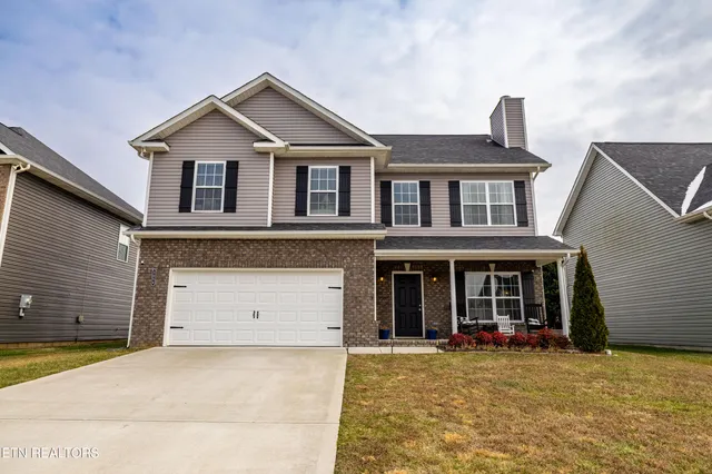 $380,000 | 3054 Farmhouse Drive, Maryville, TN 37803