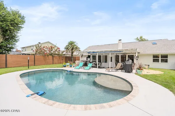 $574,900 | 107 Loyola Lane, Panama City, FL 32405