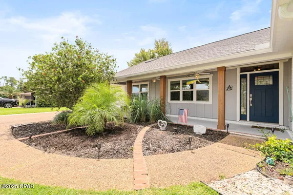 $574,900 | 107 Loyola Lane, Panama City, FL 32405