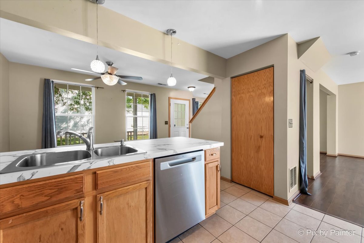 55 Harmony Lane Romeoville, IL 60446 - Photo 6 of 34