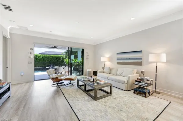 $4,000 | 3565 Beaufort Court, Naples, FL 34119