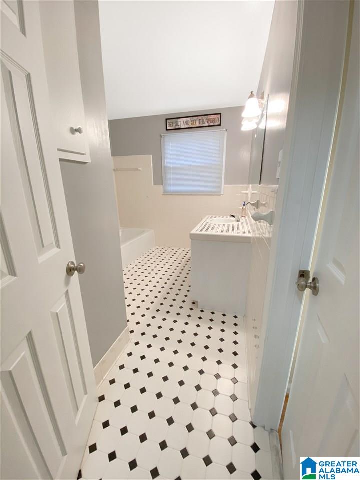 205 Leach Circle Birmingham, AL 35213 - Photo 22 of 37