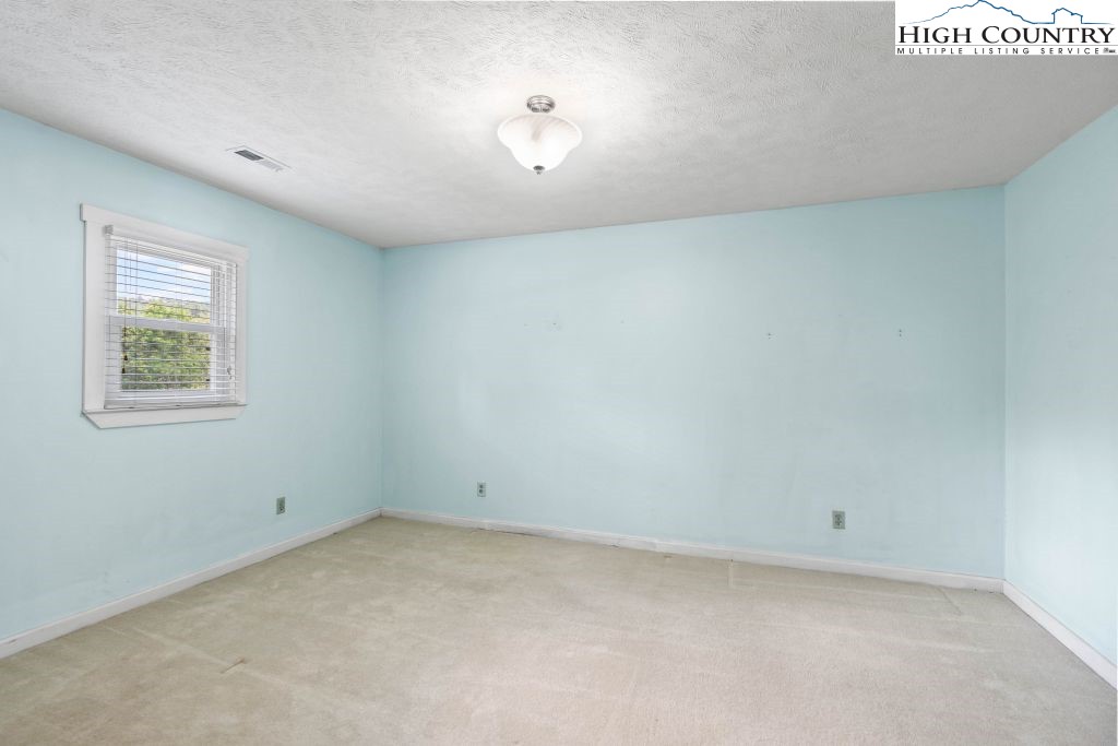 125 Schaffer Road Boone, NC 28607 - Photo 14 of 29 Gallery Image 14