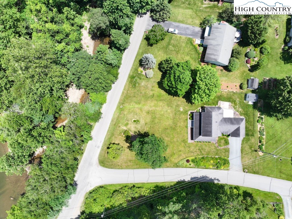 125 Schaffer Road Boone, NC 28607 - Photo 24 of 29 Gallery Image 24