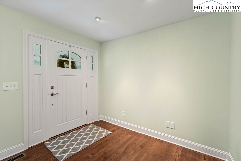 125 Schaffer Road Boone, NC 28607 - Photo 5 of 29 Gallery Image 5