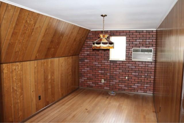 709 Longfellow St Extension Vandergrift, PA 15690 - Photo 8 of 10 Gallery Image 8