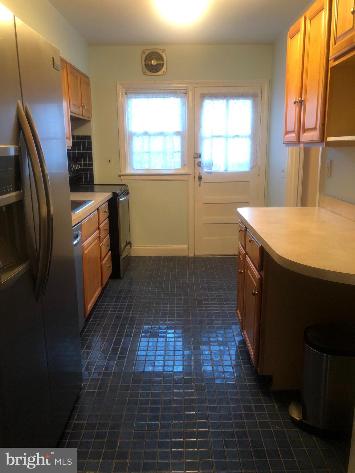 3909 Rexmere Road Baltimore, MD 21218 - Photo 2 of 42 Ceramic Kitchen Tile Backsplash and Floor