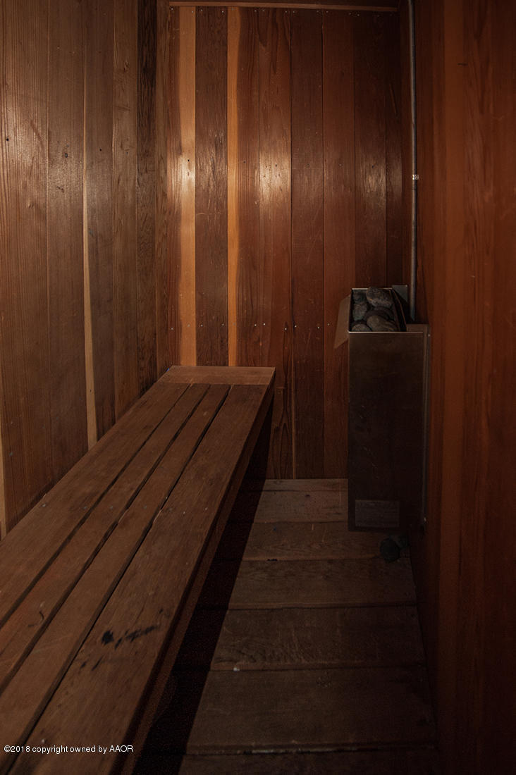 6001 Elmhurst Road Amarillo, TX 79106 - Photo 20 of 23 DSC_2362