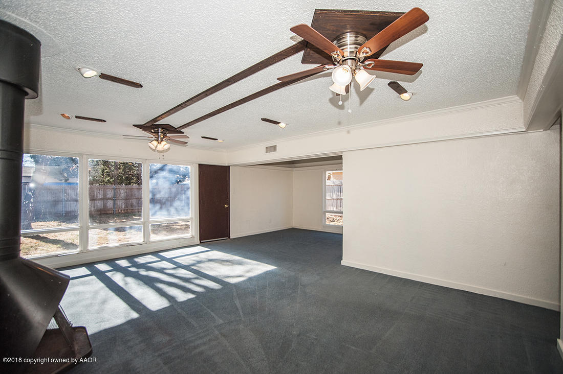 6001 Elmhurst Road Amarillo, TX 79106 - Photo 2 of 23 DSC_2331