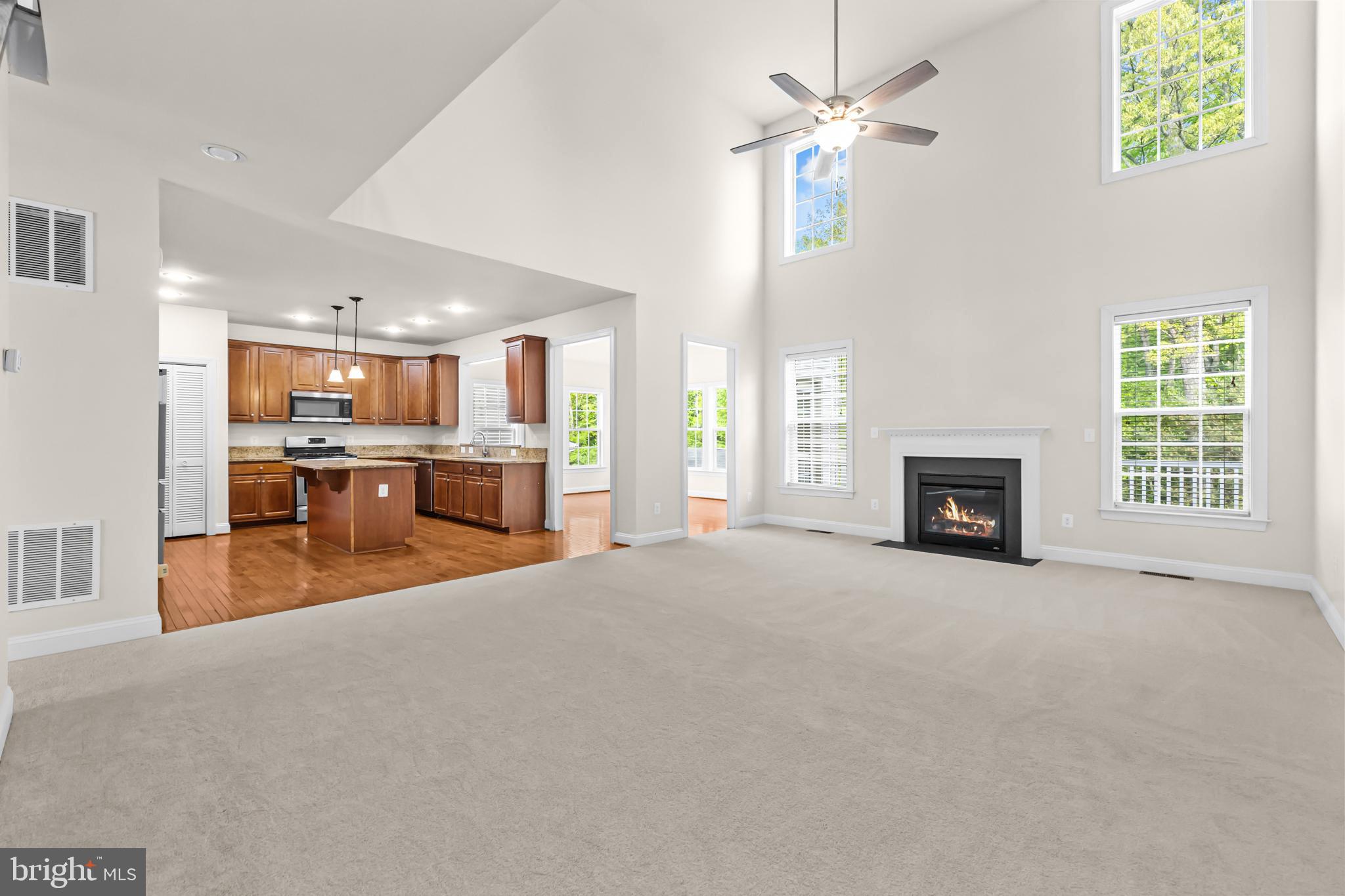 18706 Kerill Road Triangle, VA 22172 - Photo 12 of 58