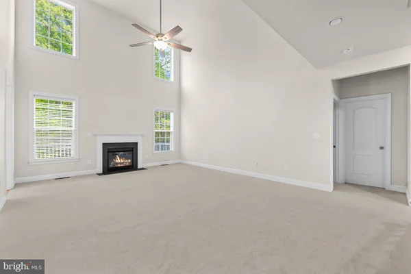 $699,900 | 18706 Kerill Road, Triangle, VA 22172