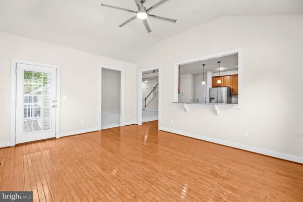 $699,900 | 18706 Kerill Road, Triangle, VA 22172