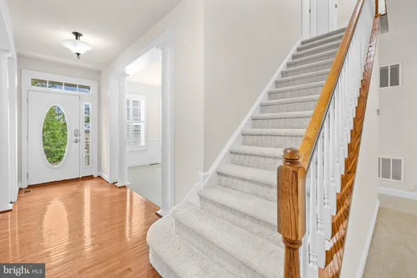 $699,900 | 18706 Kerill Road, Triangle, VA 22172