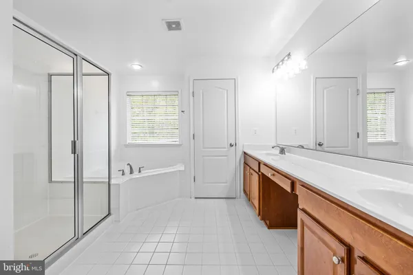 $699,900 | 18706 Kerill Road, Triangle, VA 22172
