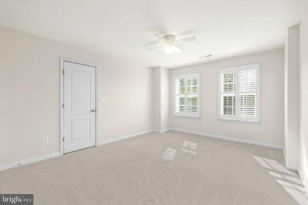 $699,900 | 18706 Kerill Road, Triangle, VA 22172