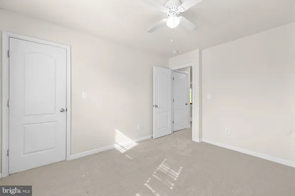 $699,900 | 18706 Kerill Road, Triangle, VA 22172