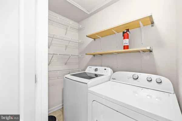 $699,900 | 18706 Kerill Road, Triangle, VA 22172