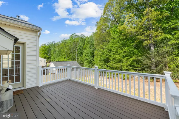 $699,900 | 18706 Kerill Road, Triangle, VA 22172