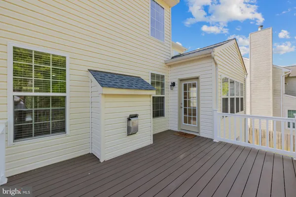 $699,900 | 18706 Kerill Road, Triangle, VA 22172