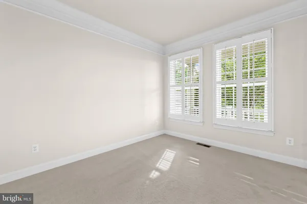 $699,900 | 18706 Kerill Road, Triangle, VA 22172