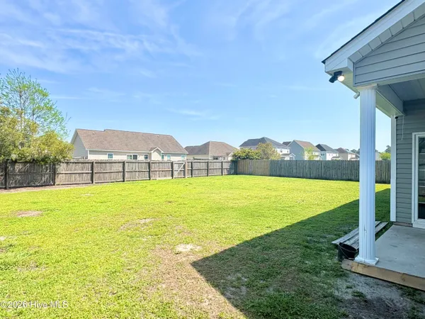 $2,000 | 174 Moonstone Court, Jacksonville, NC 28546