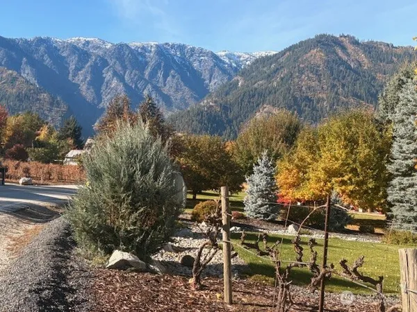 $1,147,000 | 11709 Pear Tree Court, Leavenworth, WA 98826