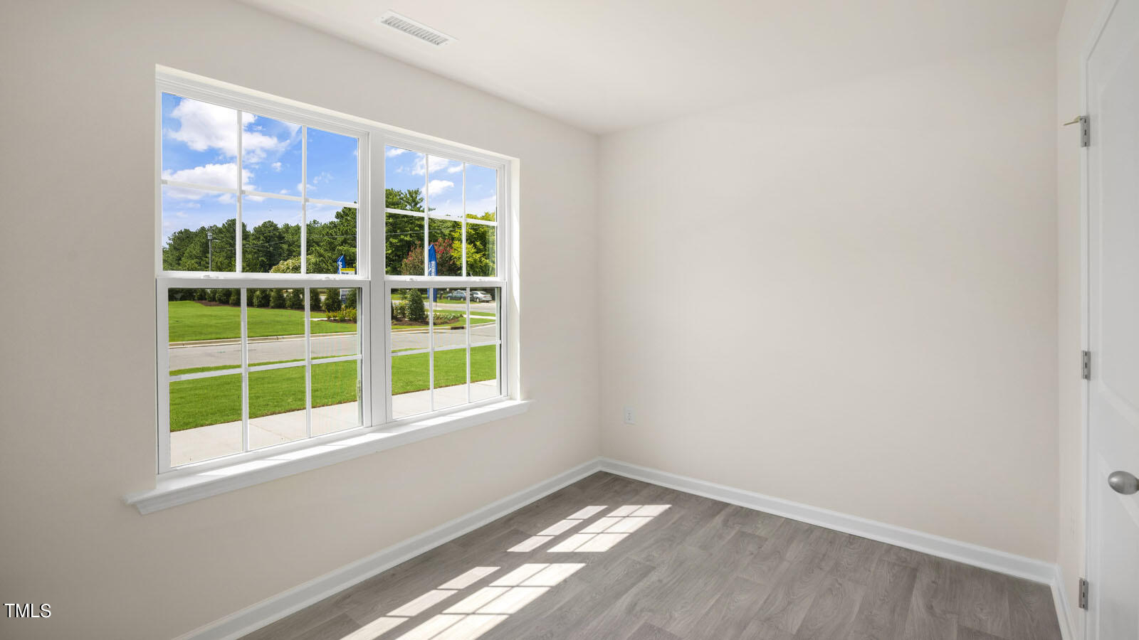 8709 Asher Gray Way Raleigh, NC 27616 - Photo 28 of 48 third-unit-thornton-006