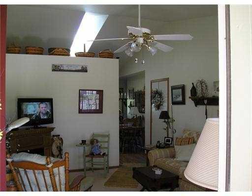 5714 West Ridgewood Road Springfield, OH 45503 - Photo 3 of 16 Gallery Image 3