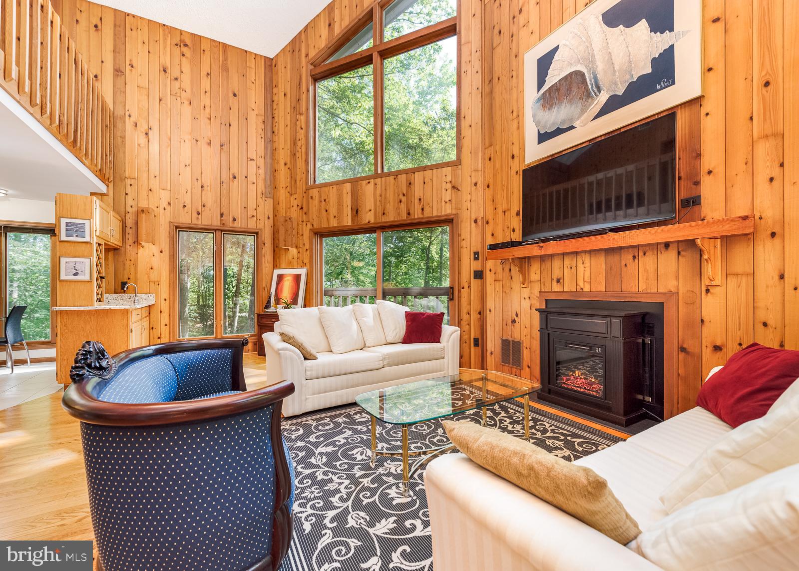 3159 Rolling Road Edgewater, MD 21037 - Photo 17 of 46 family room