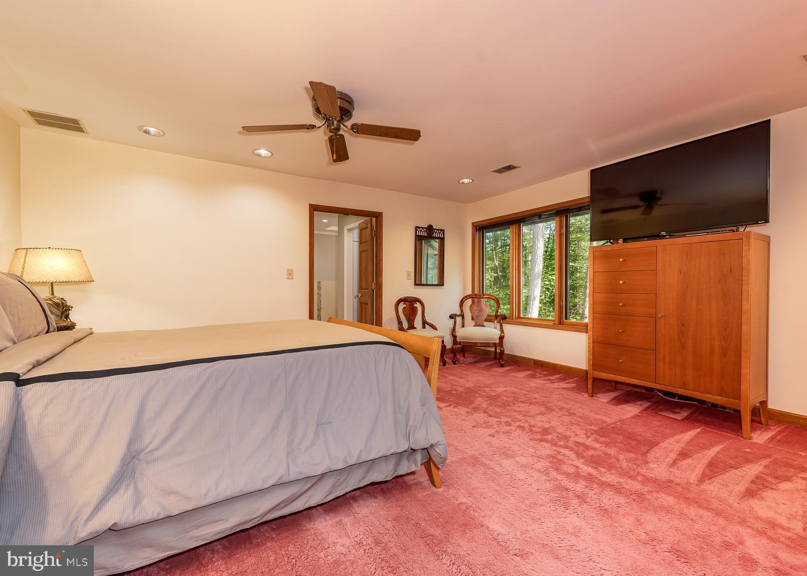 3159 Rolling Road Edgewater, MD 21037 - Photo 25 of 46 master bedroom