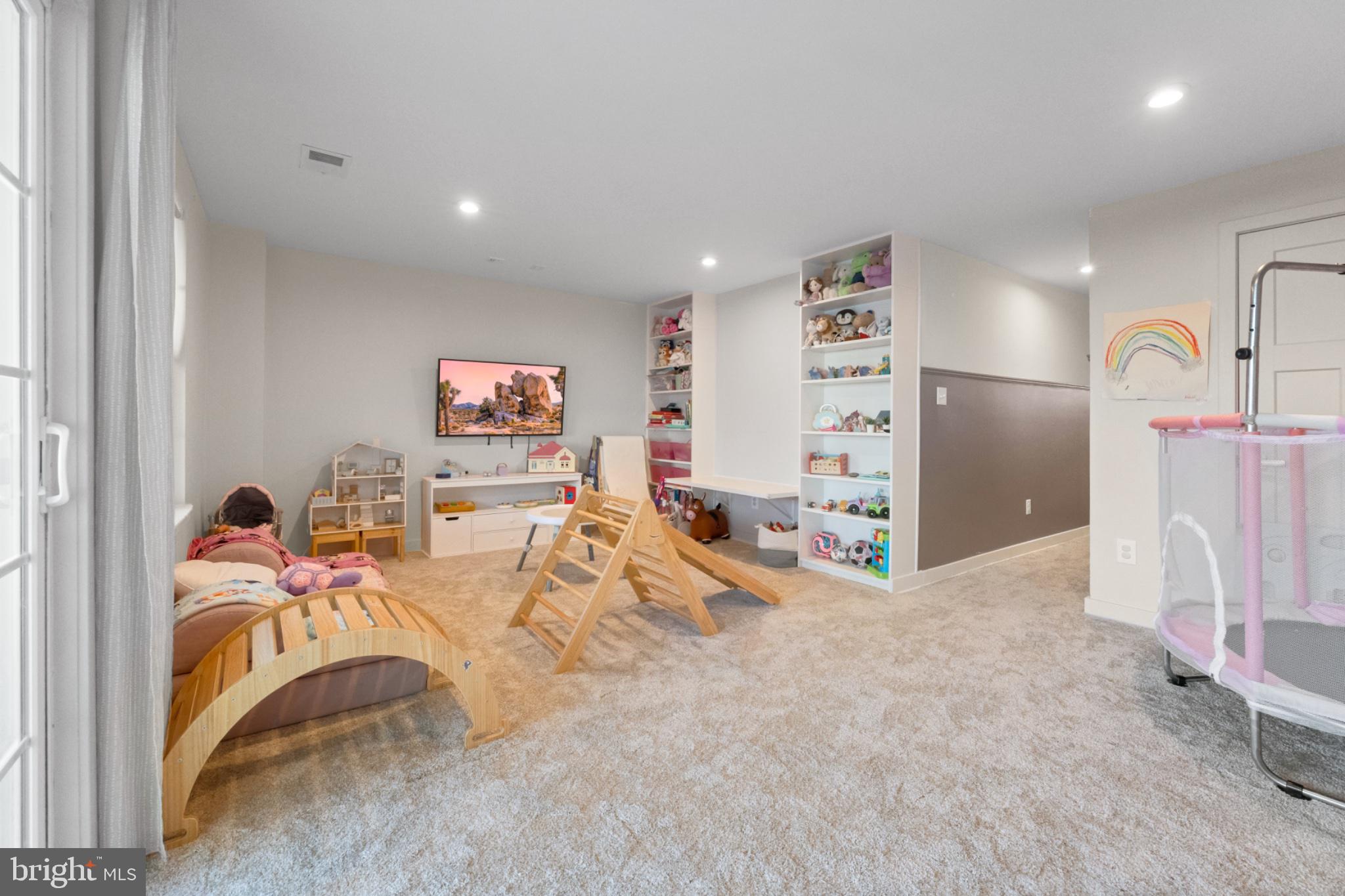 252 Freedom Way Sicklerville, NJ 08081 - Photo 5 of 26 Bright and playful children's retreat.