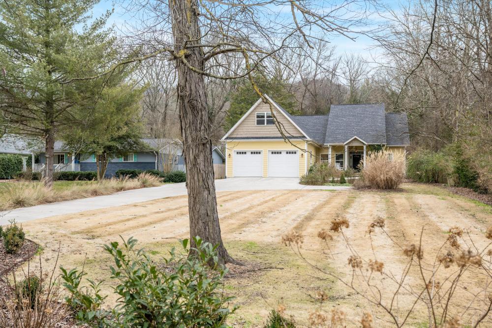 3210 Redding Road Chattanooga, TN 37415 - Photo 1 of 57 3210_Redding_Rd_0007