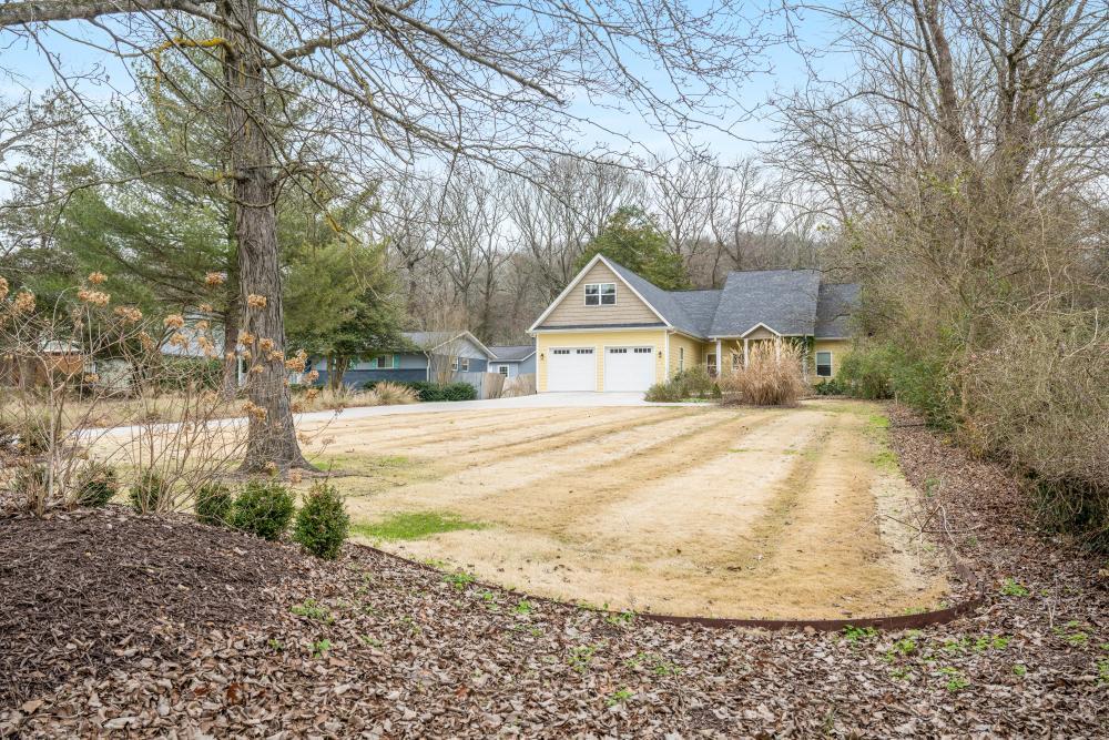 3210 Redding Road Chattanooga, TN 37415 - Photo 3 of 57 3210_Redding_Rd_0008