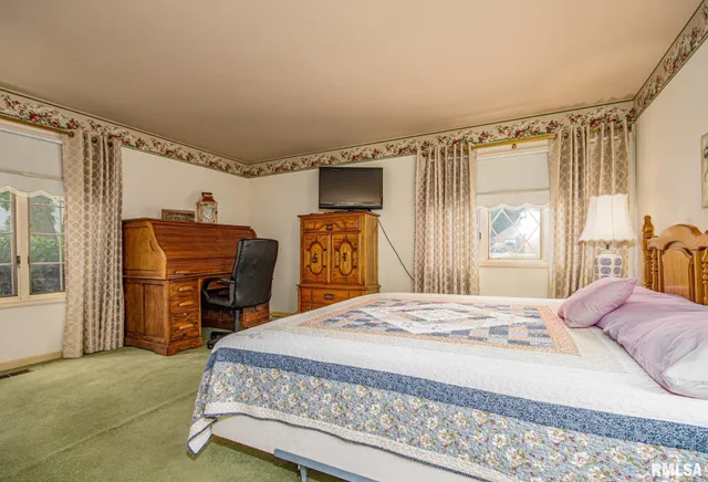 $339,000 | 102 Lost Hollow Drive, Salem, IL 62881