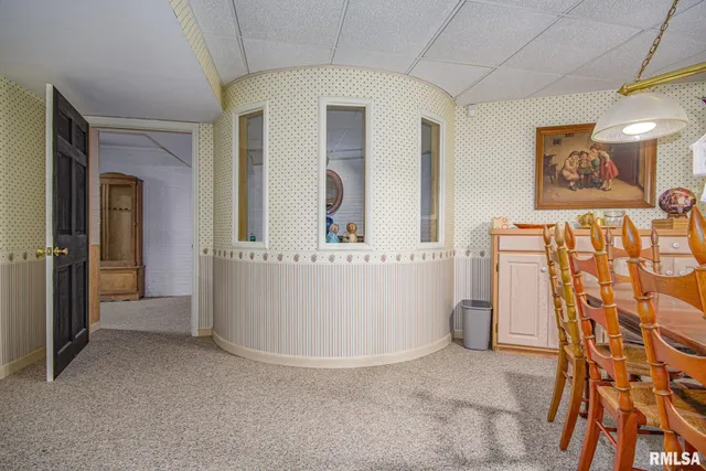 $339,000 | 102 Lost Hollow Drive, Salem, IL 62881