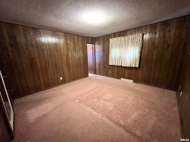 $129,900 | 207 Patricia Lane, West Frankfort, IL 62896