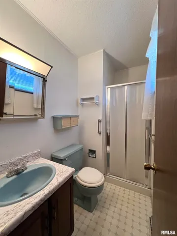 $129,900 | 207 Patricia Lane, West Frankfort, IL 62896