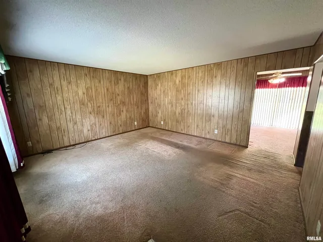 $129,900 | 207 Patricia Lane, West Frankfort, IL 62896