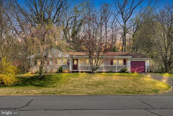 $290,000 | 515 Pine Hill Drive, Pine Grove, PA 17963