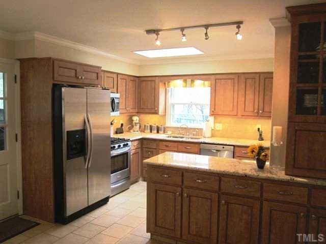 2808 Devon Road Durham, NC 27707 - Photo 3 of 6