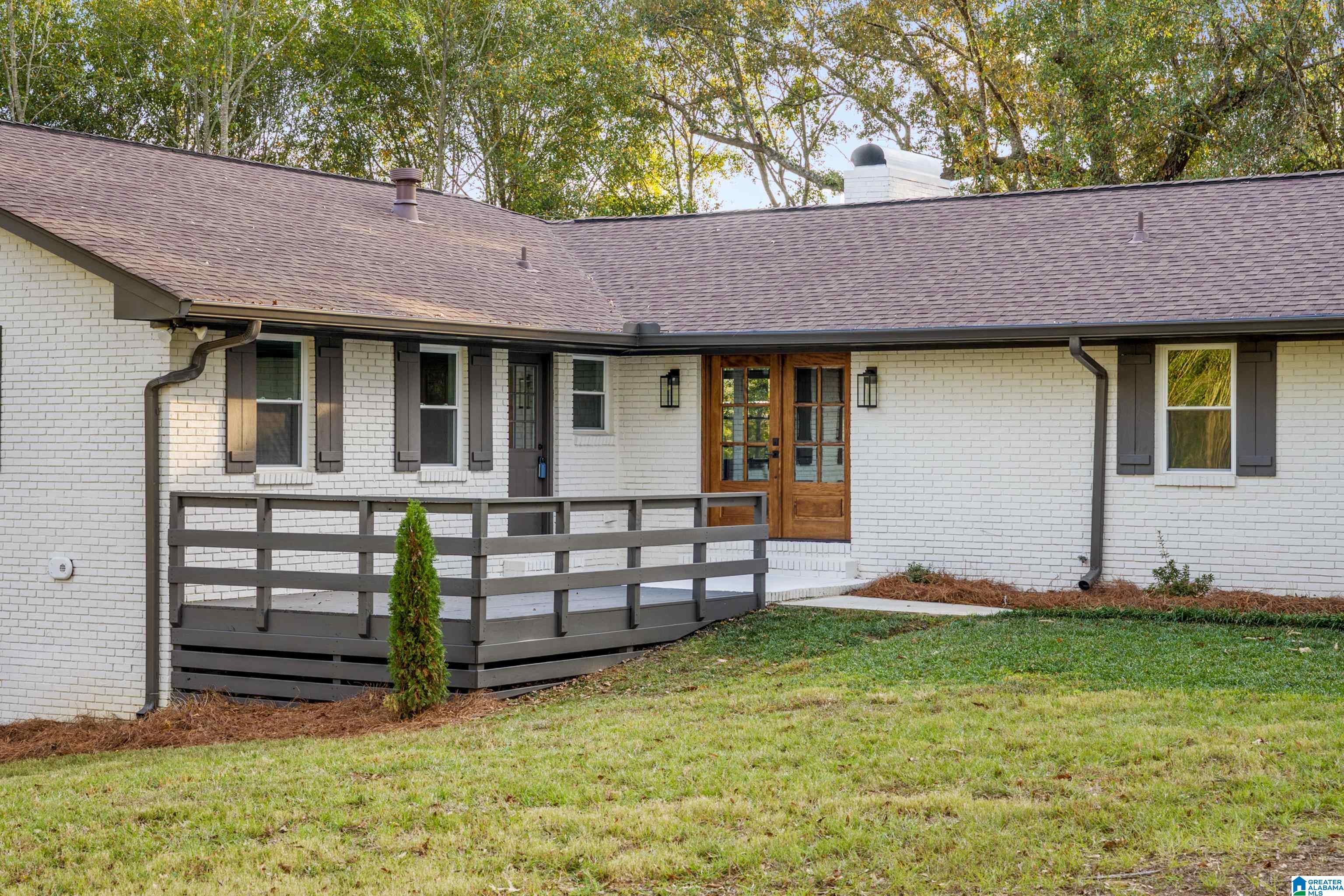 944 Alpine Way Pelham, AL 35124 - Photo 2 of 50
