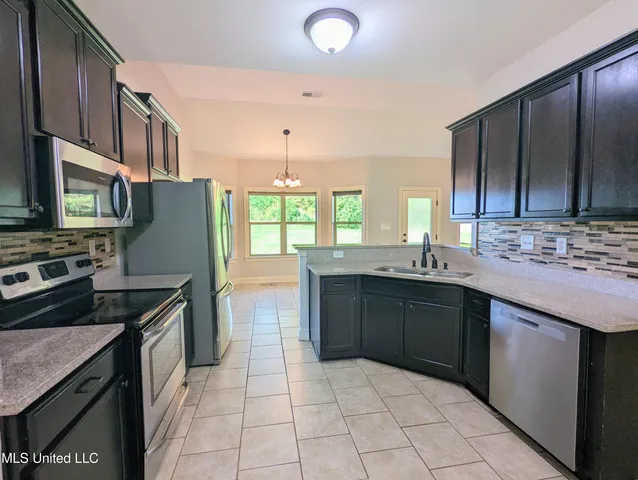 $2,750 | 6731 Cataloochee Cove, Olive Branch, MS 38654