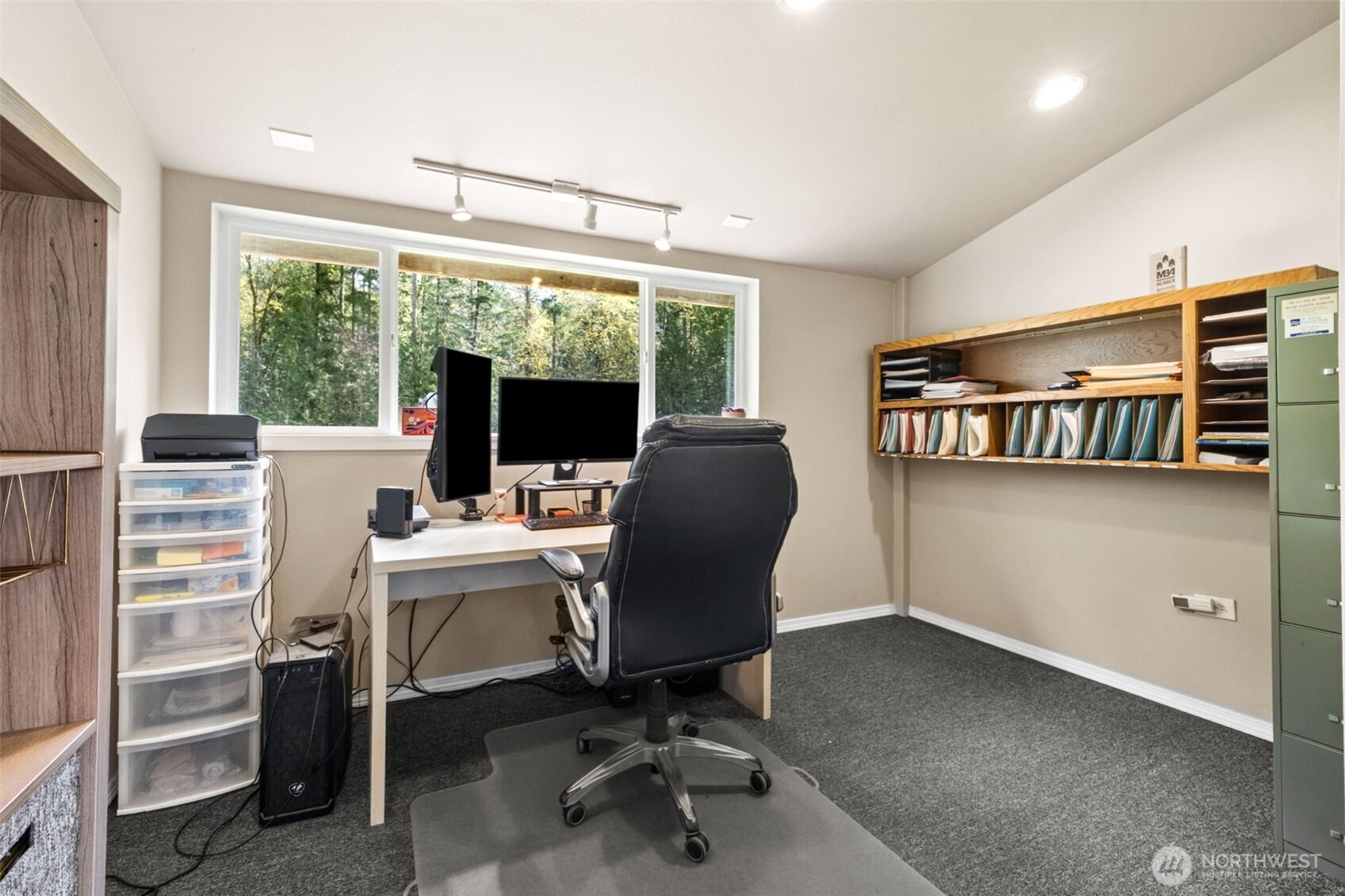 30336 Thomas Road Southeast Kent, WA 98042 - Photo 38 of 40