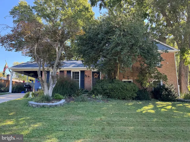 $649,900 | 9 Bel Pre Court, Rockville, MD 20853