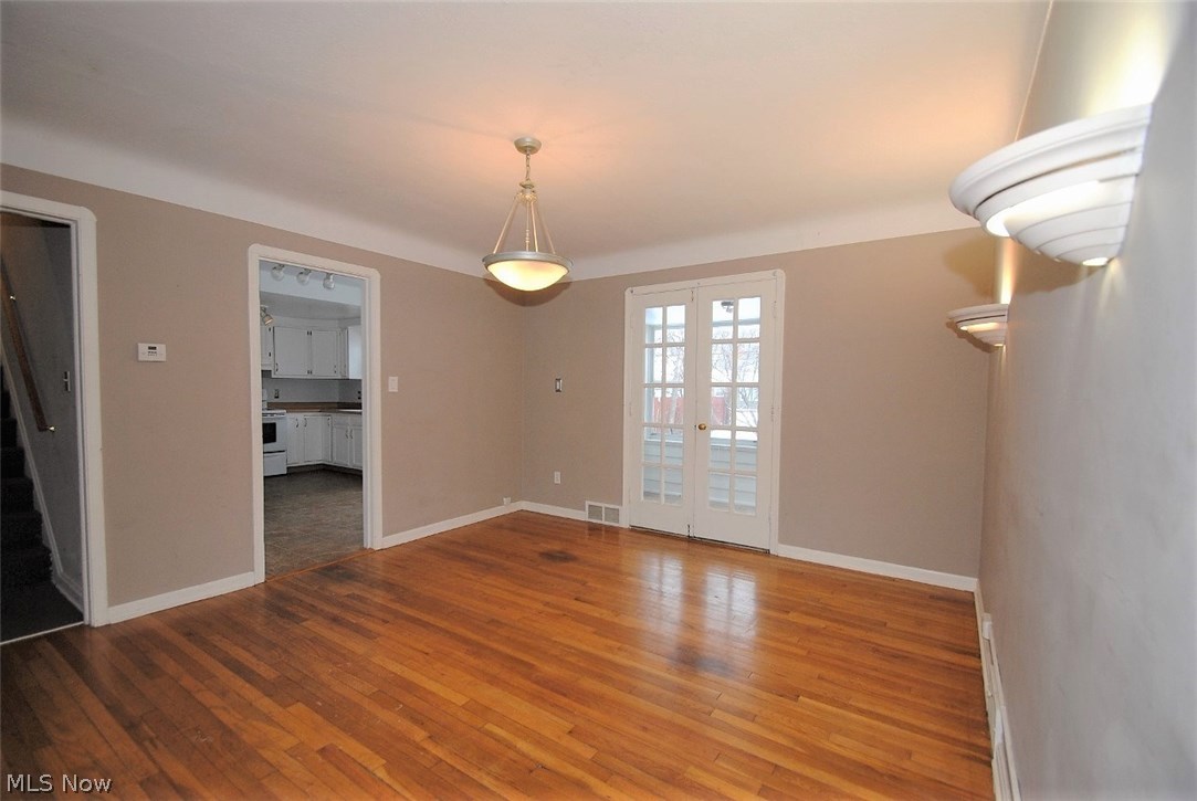 4223 Colony Road South Euclid, OH 44121 - Photo 4 of 17 Gallery Image 4