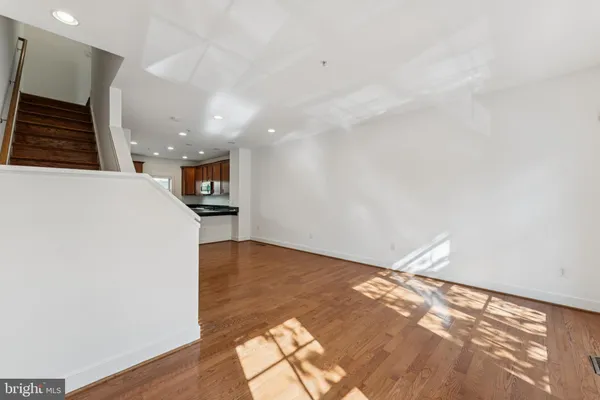 $3,200 | 4410 Longfellow Street, Hyattsville, MD 20781