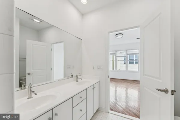 $3,200 | 4410 Longfellow Street, Hyattsville, MD 20781