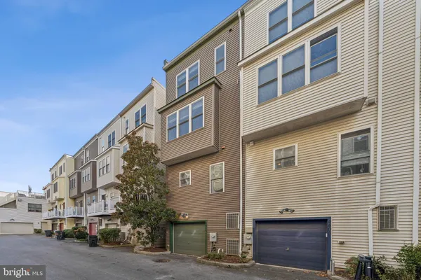 $3,200 | 4410 Longfellow Street, Hyattsville, MD 20781